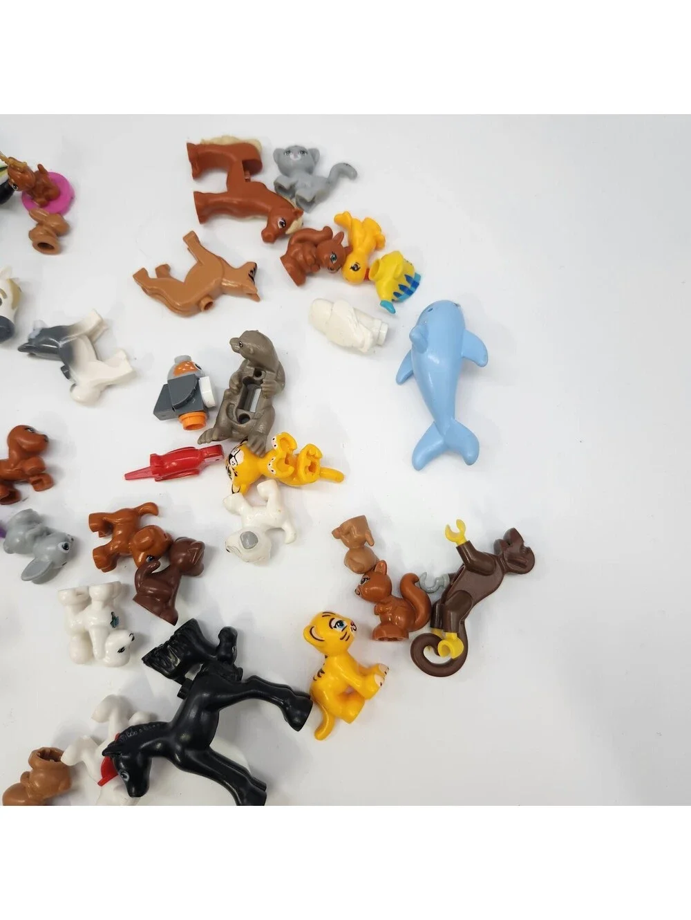 LEGO Friends Animal Figures Lot Horse Dogs Cats Dolphin Bunny Genuine LEGO 35 Pc